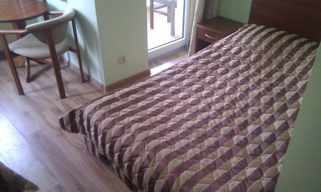 Pensjonat Perla Polanicy Bad Altheide Zimmer foto